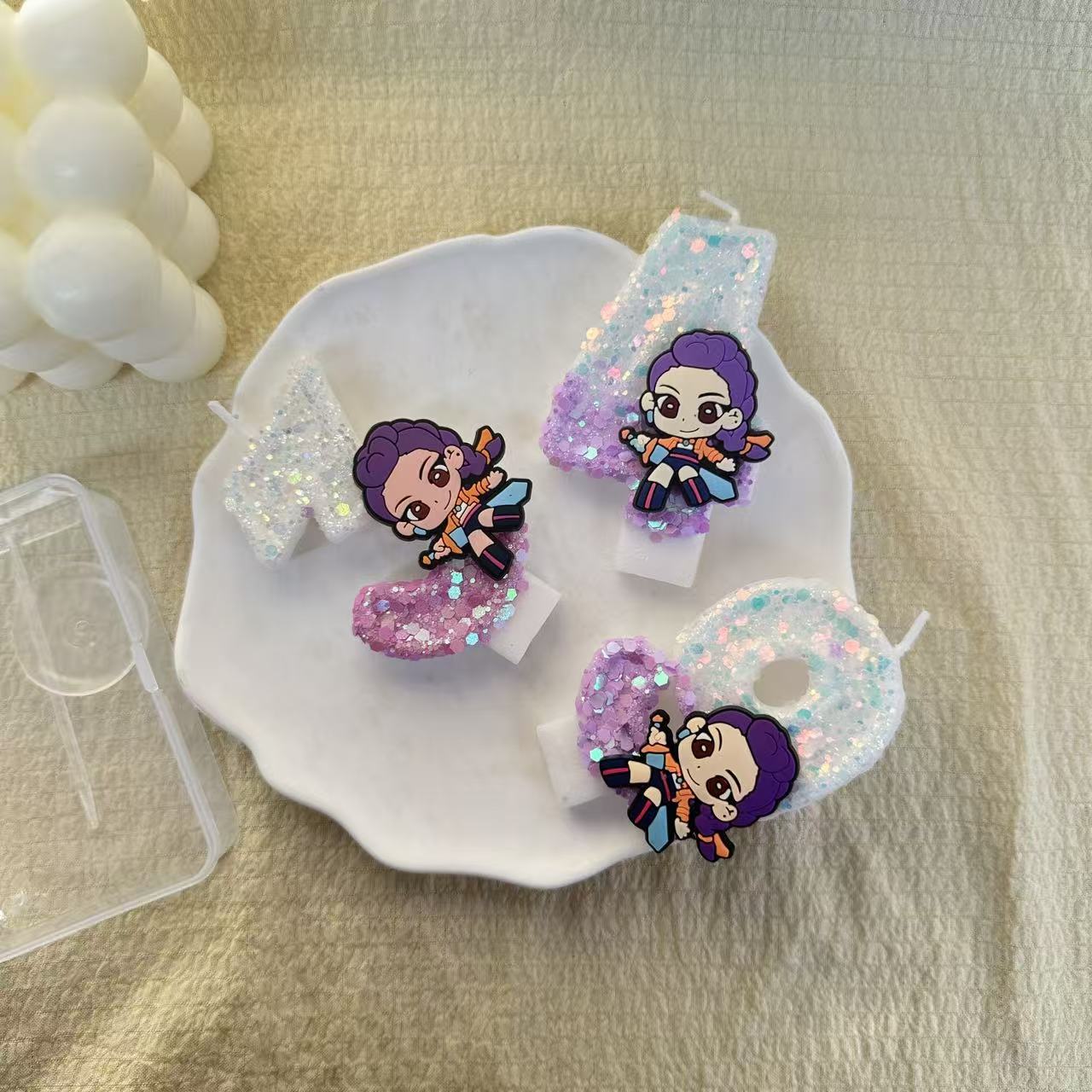 Witch Hunter Group Birthday Nu - Holiday Candle Set 评论和价格