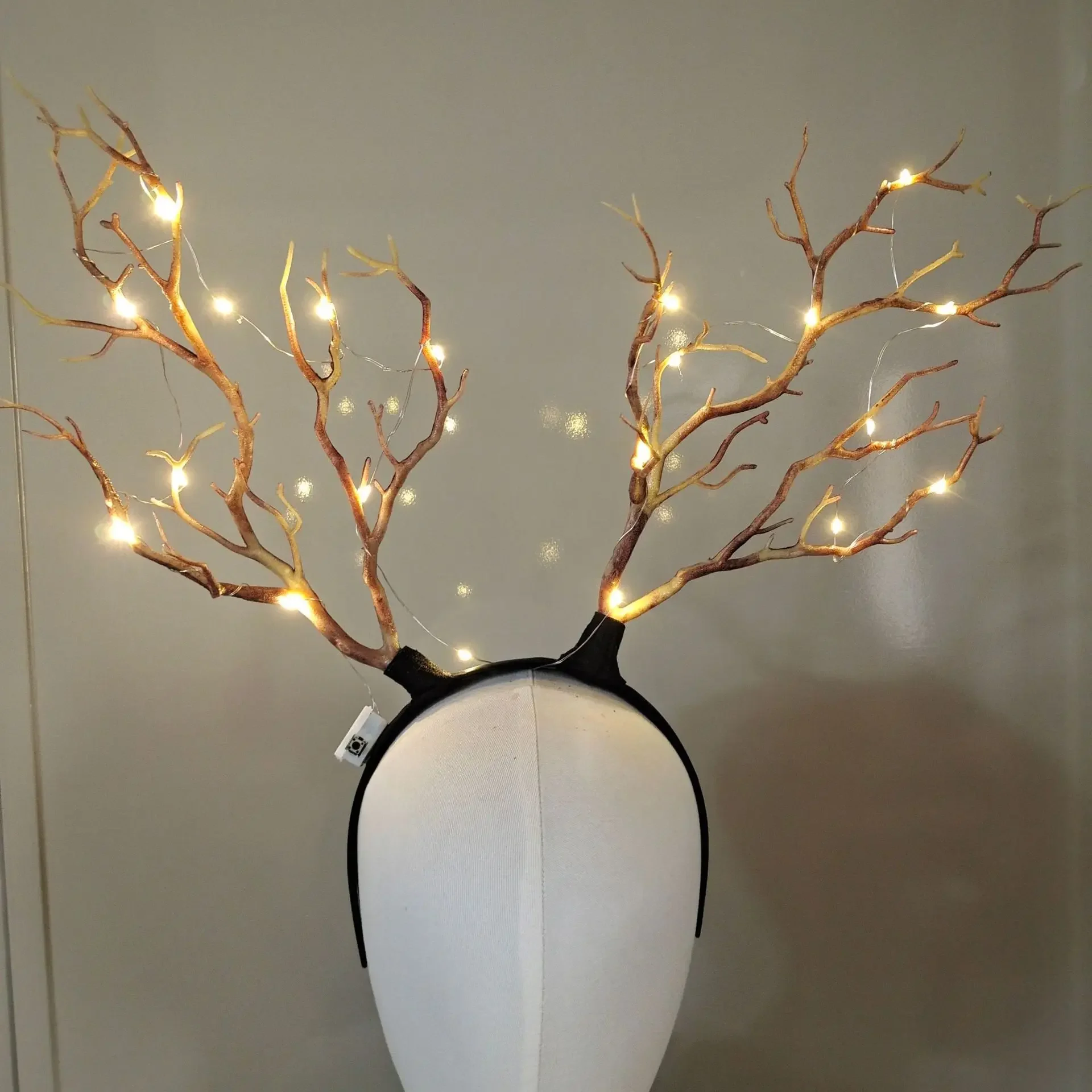 Women Girls Light Up Glowing R - Reindeer Antlers Headband 评论和价格