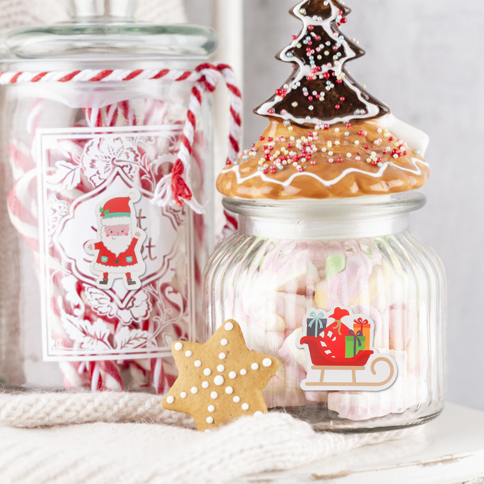 40Pcs Self-Adhesive Christmas  - Snowflake Window Decal 评论和价格